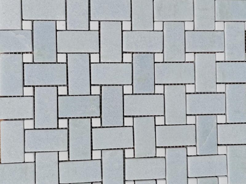Mėlynos ir baltos marmurinės spalvos krepšelio pynimo mozaikinės akmens sienos grindų plytelės (1)