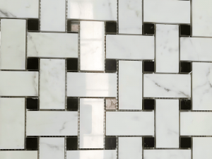 Класични бели мермерни мозаик Бианцо Царрара Баскетвеаве за зид и под (1)