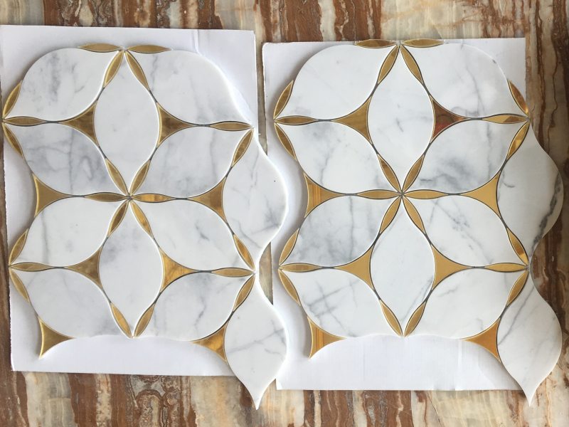 New White Marble Brass Inlay Waterjet Mosaic Backsplash Tile Supplier (4)