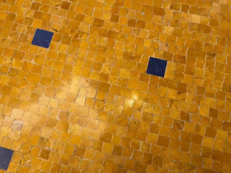Classic yellow marble mosaic stones for hallway floor mosaic tile