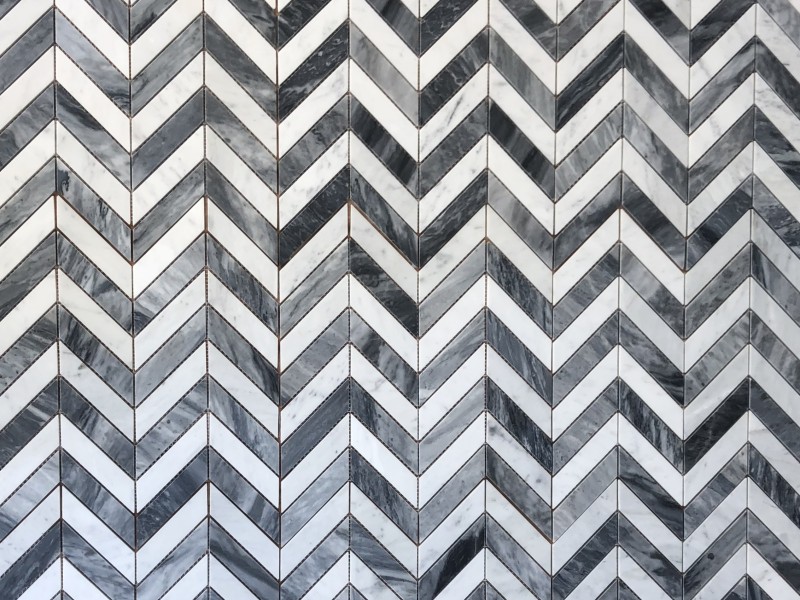 Hot Sale Black & White Marble Mosaic Herringbone Chevron Backsplash (1)