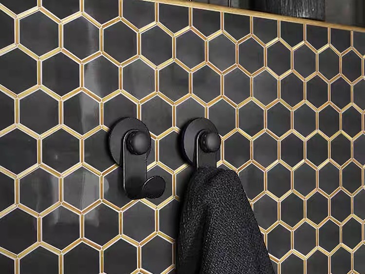 https://www.wanpomosaic.com/bianco-white-marble-metal-and-hexagon-stone-mosaic-for-wall-area-product/