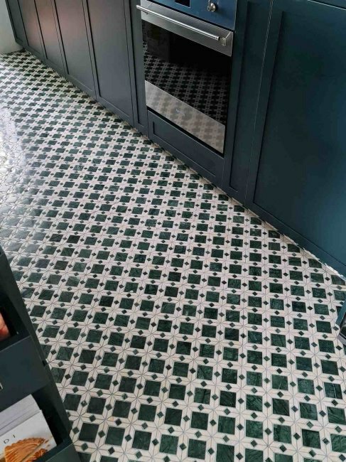 Mixed flower marble mosaic tile for bathroom floor