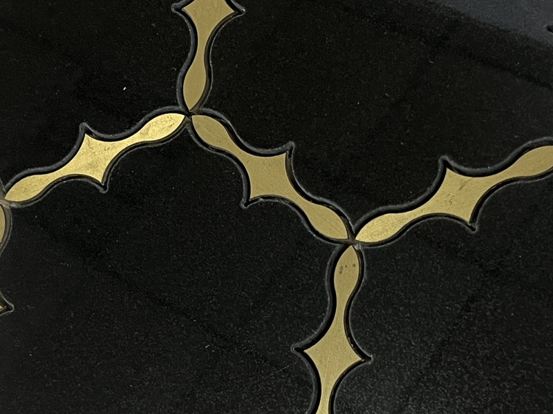 Wholesale Black Stone Mosaic Tile Waterjet Brass Inlay Tile Backsplash (2)